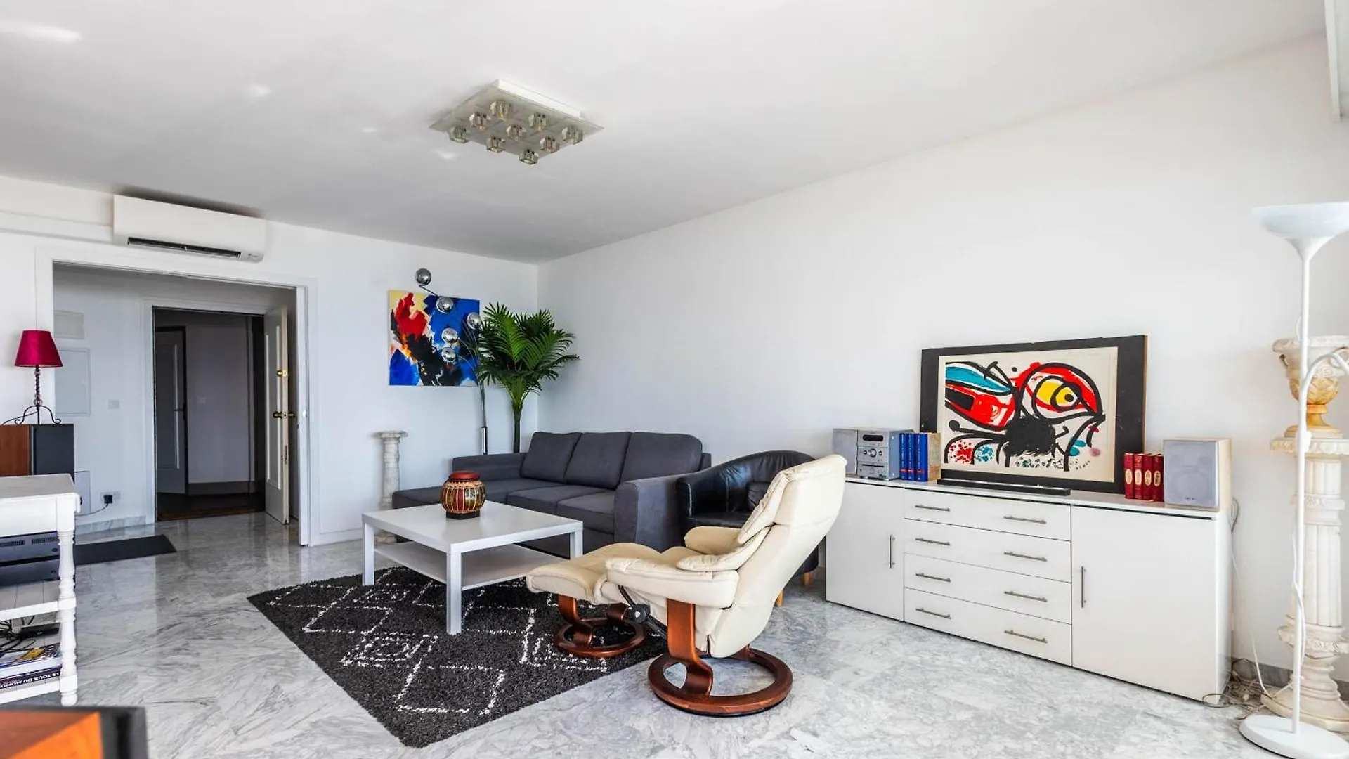 Appartement Les Pieds Dans L'Eau Pour 6 Personnes A Saint-Raphael Saint-Raphael (Var)