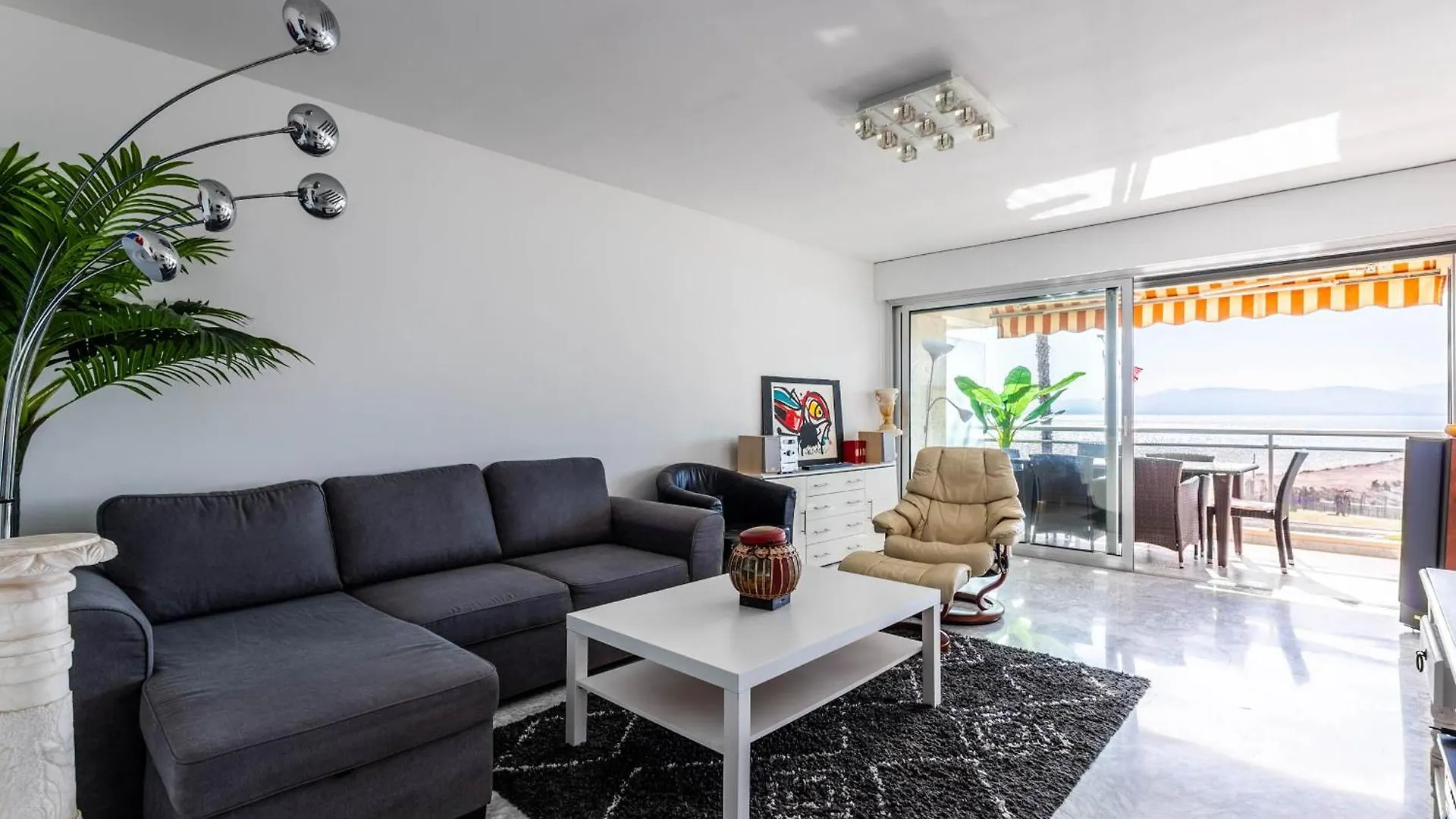 Appartement Les Pieds Dans L'Eau Pour 6 Personnes A Saint-Raphael 0*, Saint-Raphael (Var)